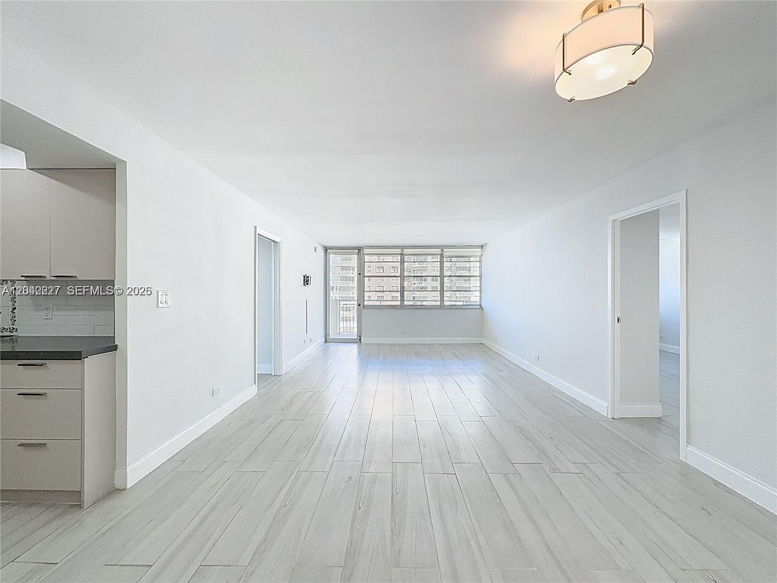 1211 2 / 2 1087 sq. ft. $ 2026-06-24 0 foto