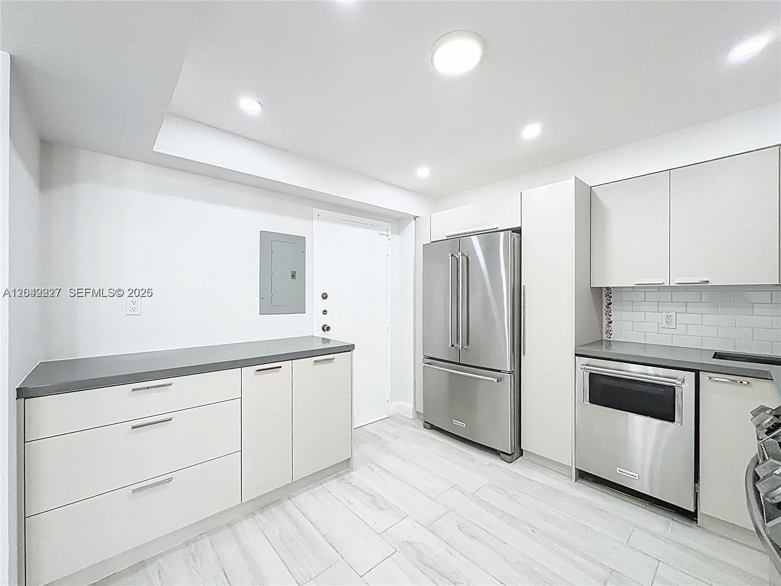 1211 2 / 2 1087 sq. ft. $ 2026-06-24 0 foto