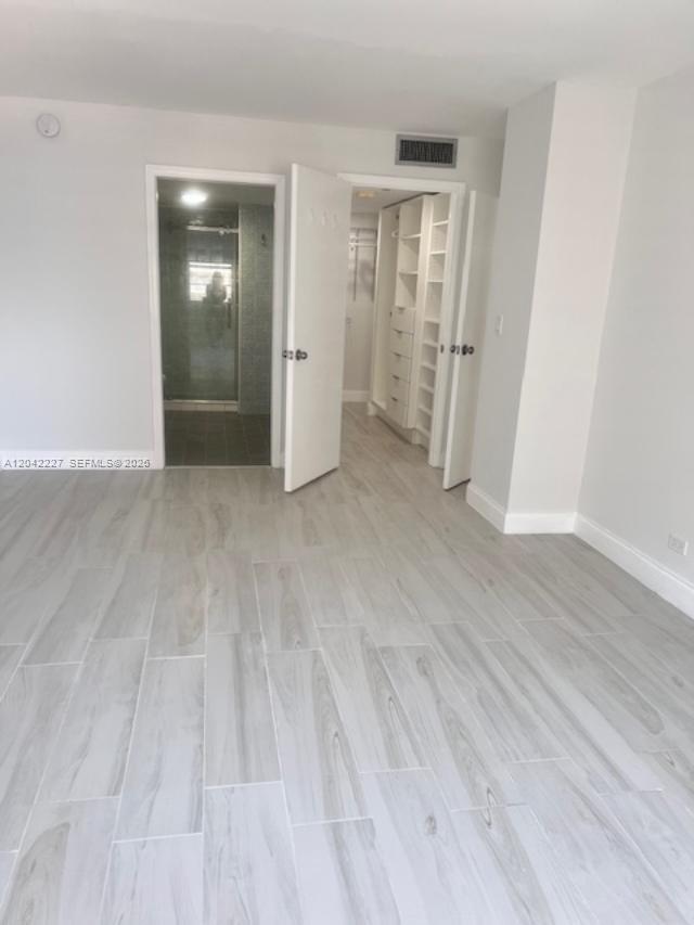 1211 2 / 2 1087 sq. ft. $ 2026-06-24 0 foto