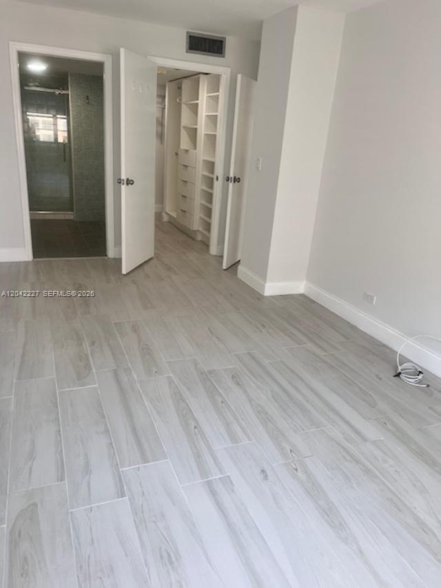 1211 2 / 2 1087 sq. ft. $ 2026-06-24 0 foto