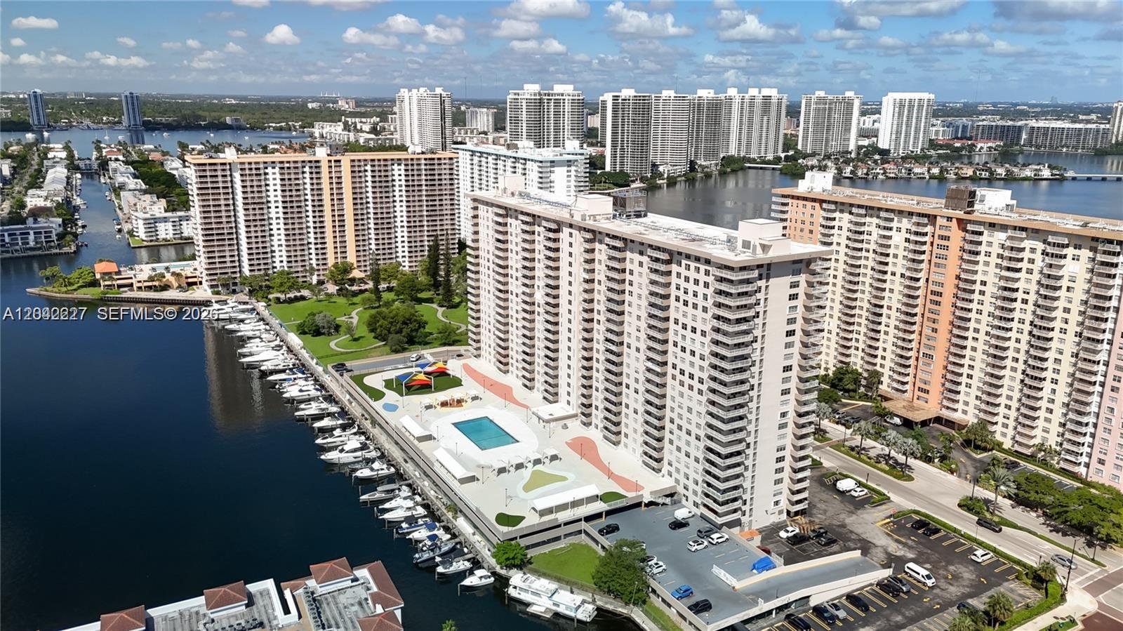 1211 2 / 2 1087 sq. ft. $ 2026-06-24 0 foto