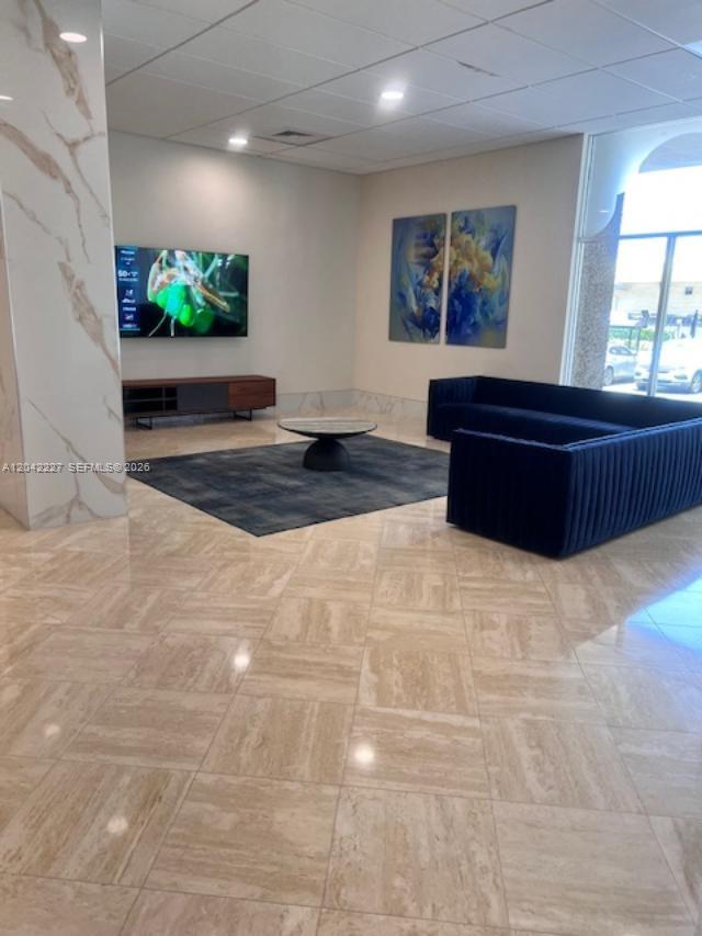 1211 2 / 2 1087 sq. ft. $ 2026-06-24 0 foto
