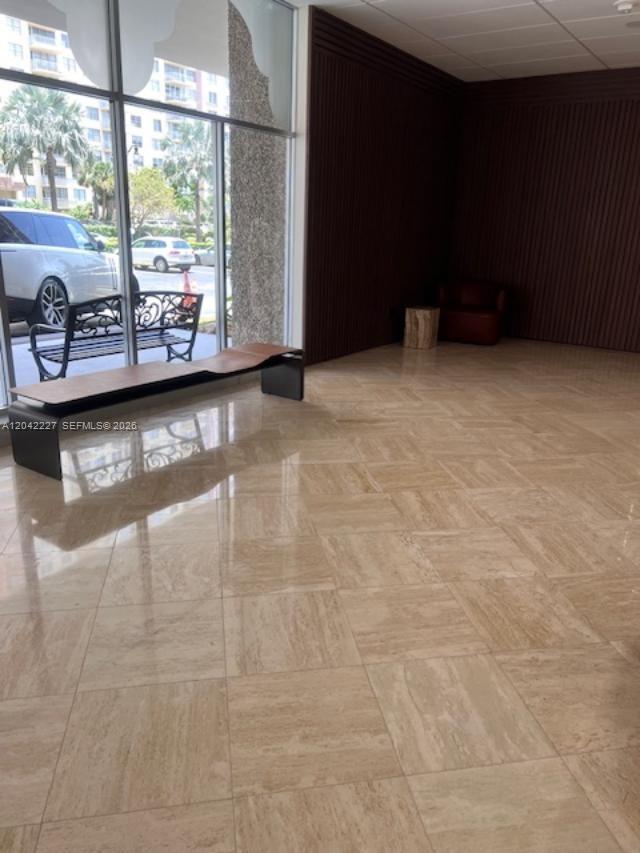 1211 2 / 2 1087 sq. ft. $ 2026-06-24 0 foto