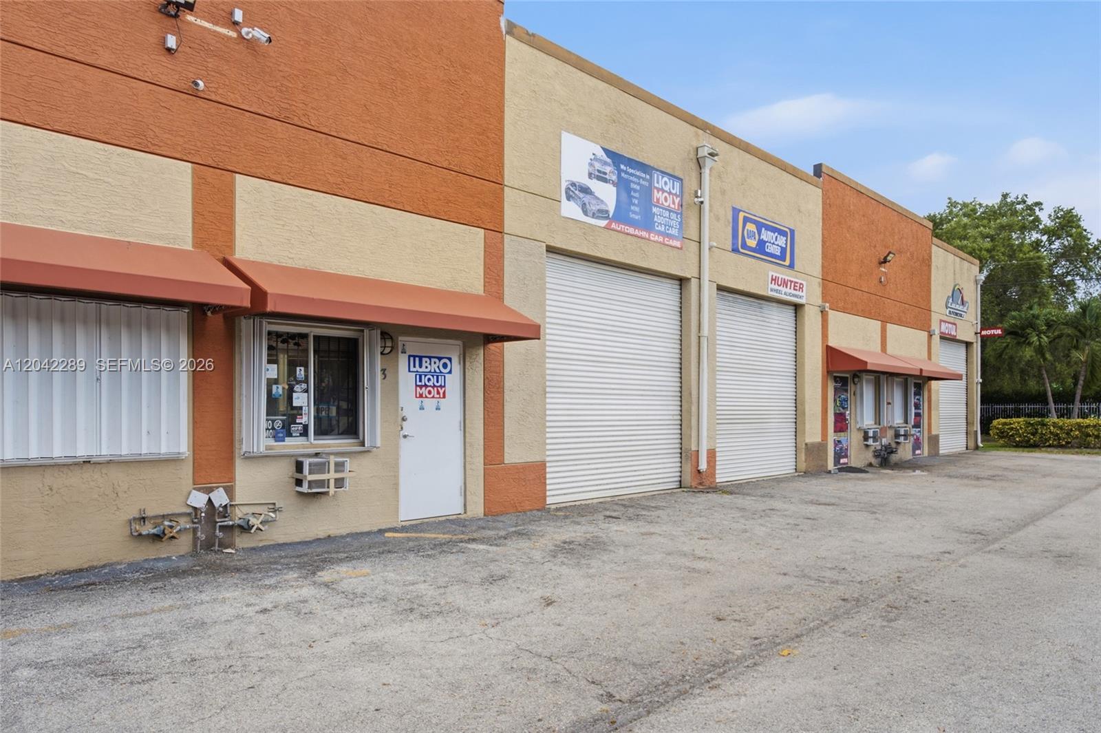   /   sq. ft. $ 2026-06-24 0 foto