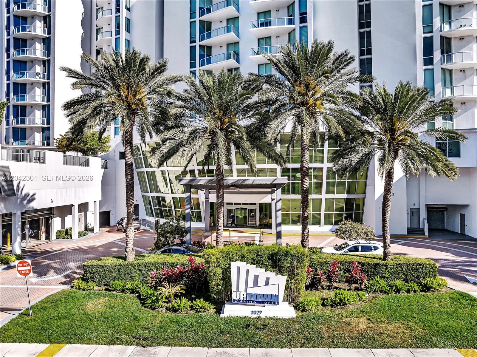 Photo of 3029 188th St  #822, Aventura, Florida, 33180 - 