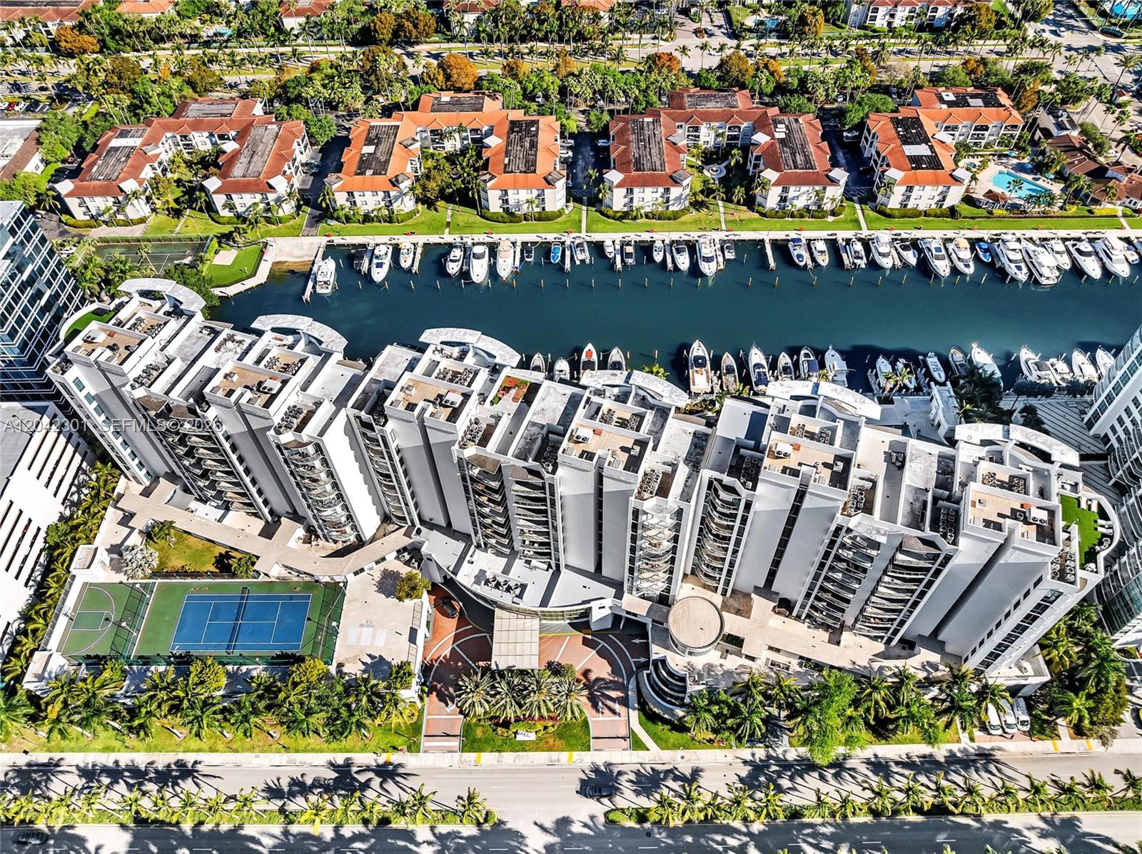 Photo of 3029 188th St  #822, Aventura, Florida, 33180 - 