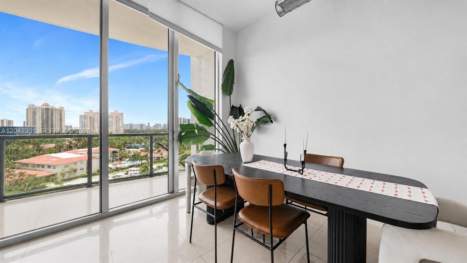 Photo of 3029 188th St  #822, Aventura, Florida, 33180 - 