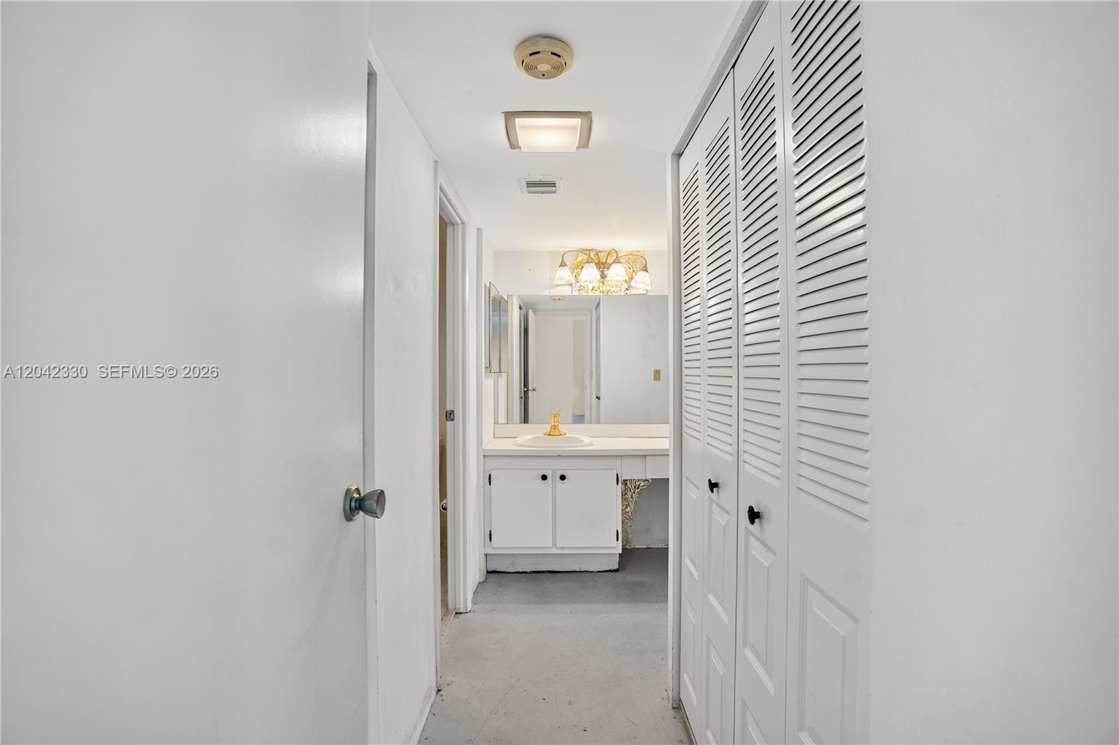 Photo of 20301 Country Club Dr #2122, Aventura, Florida, 33180 -