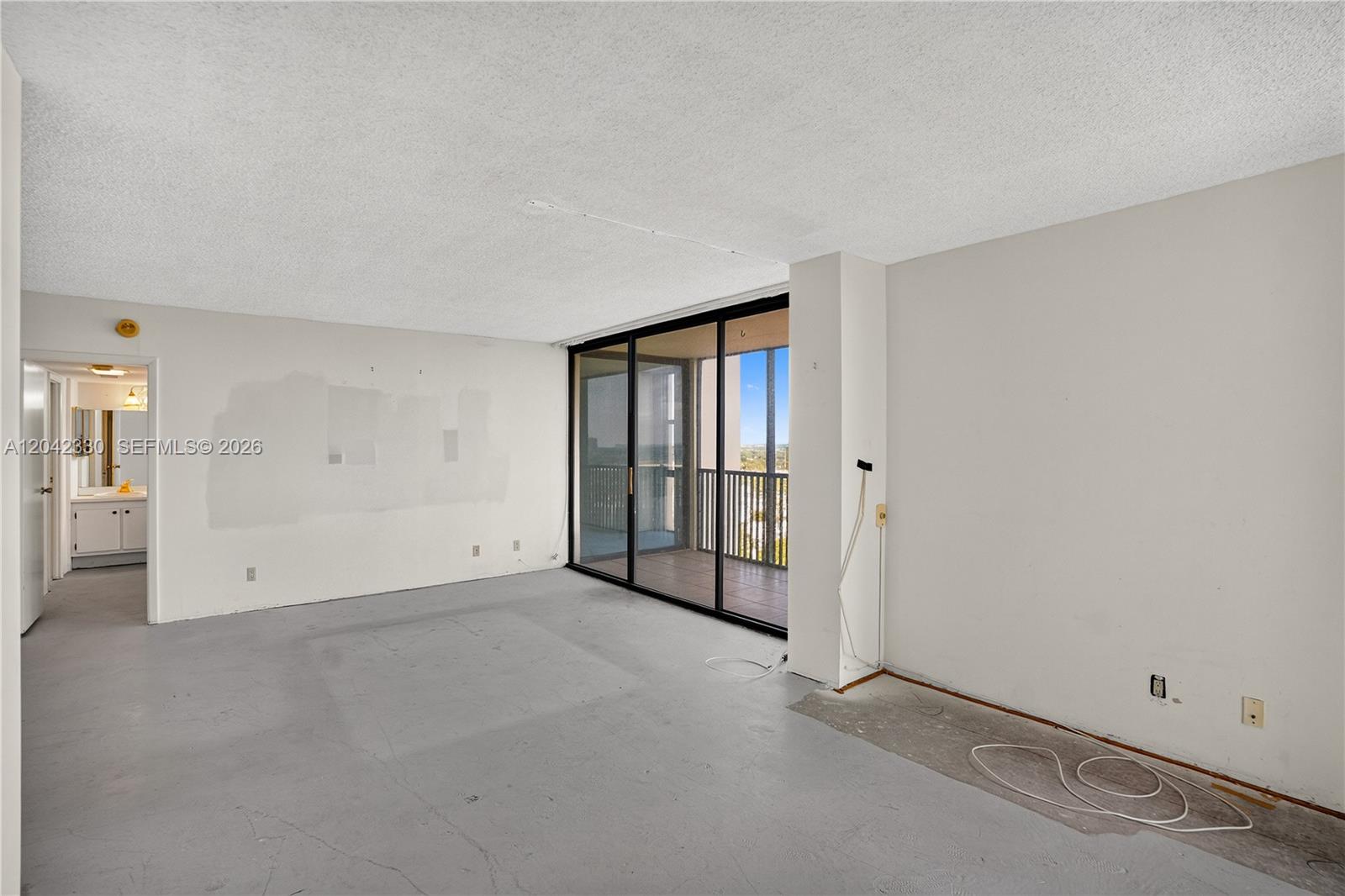 Photo of 20301 Country Club Dr #2122, Aventura, Florida, 33180 -