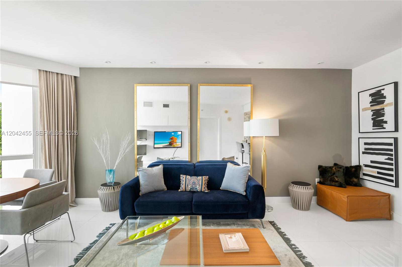 603 1 / 2 914 sq. ft. $ 2026-06-24 0 foto