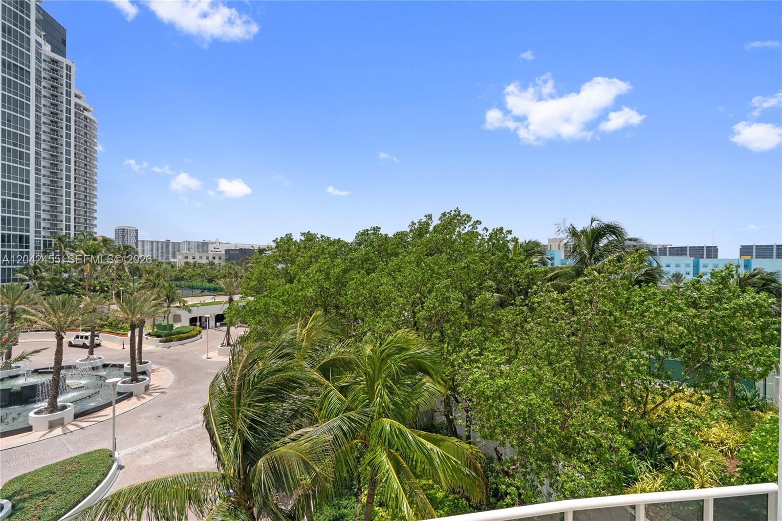 603 1 / 2 914 sq. ft. $ 2026-06-24 0 foto