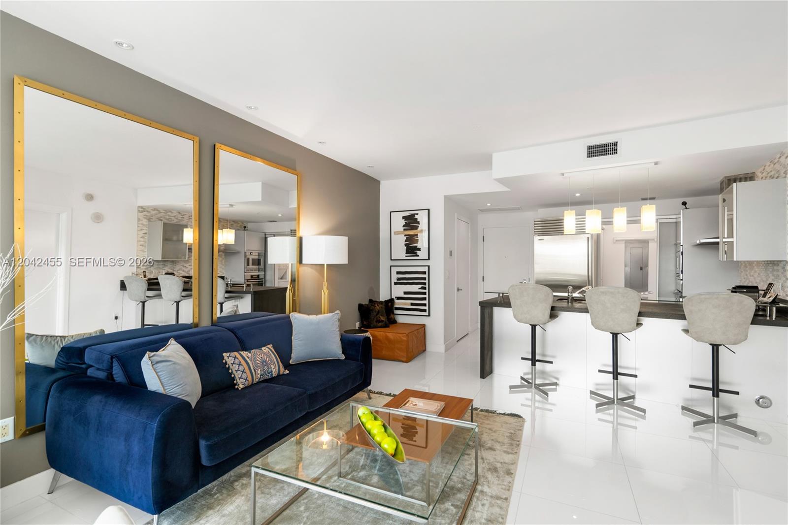 603 1 / 2 914 sq. ft. $ 2026-06-24 0 foto