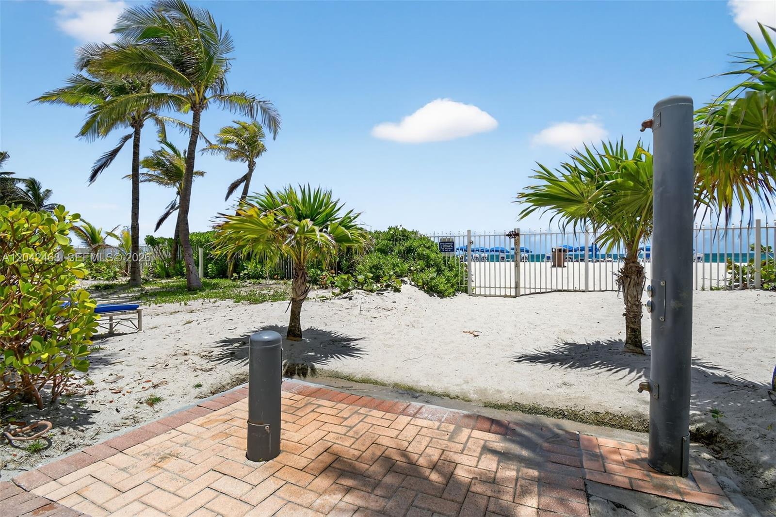 Photo of 18671 Collins Ave #1401, Sunny Isles Beach, Florida, 33160 - Access to the beach