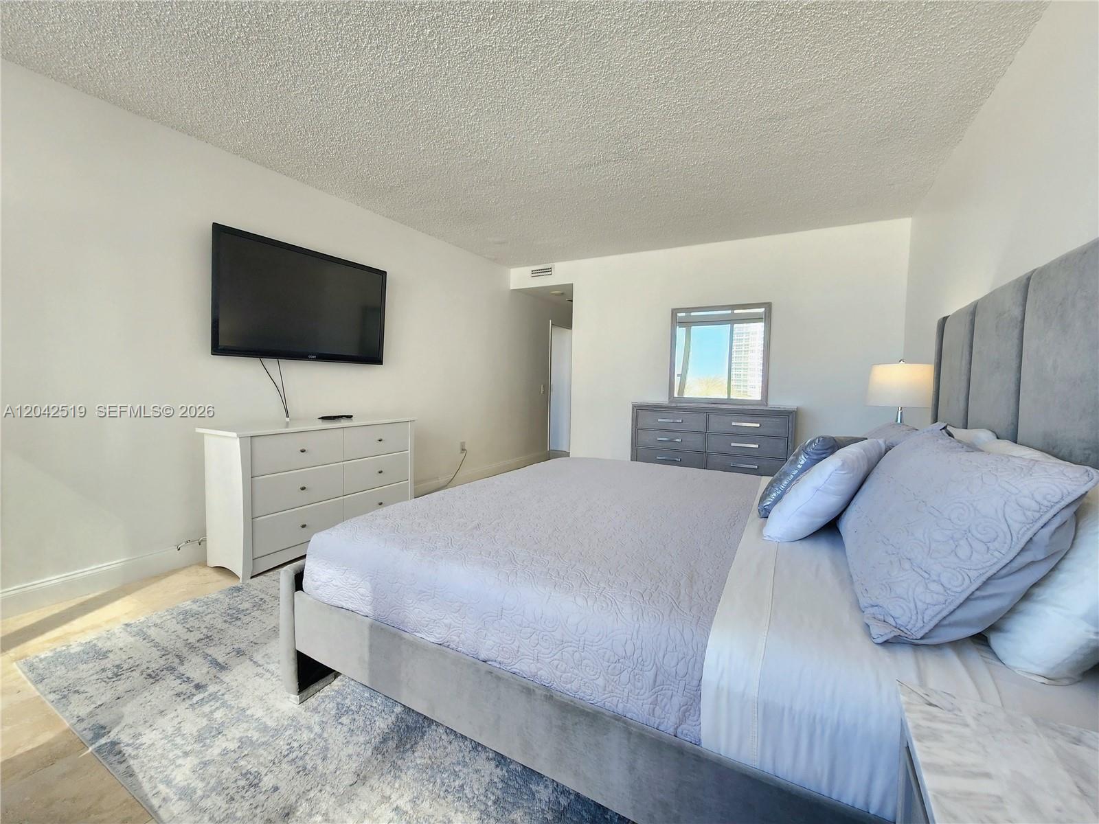 Photo of 3505 Ocean Dr  #412, Hollywood, Florida, 33019 - 