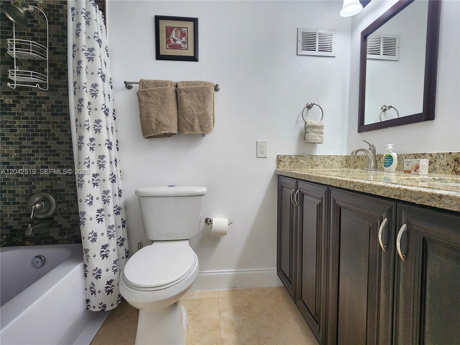 Photo of 3505 Ocean Dr  #412, Hollywood, Florida, 33019 - 