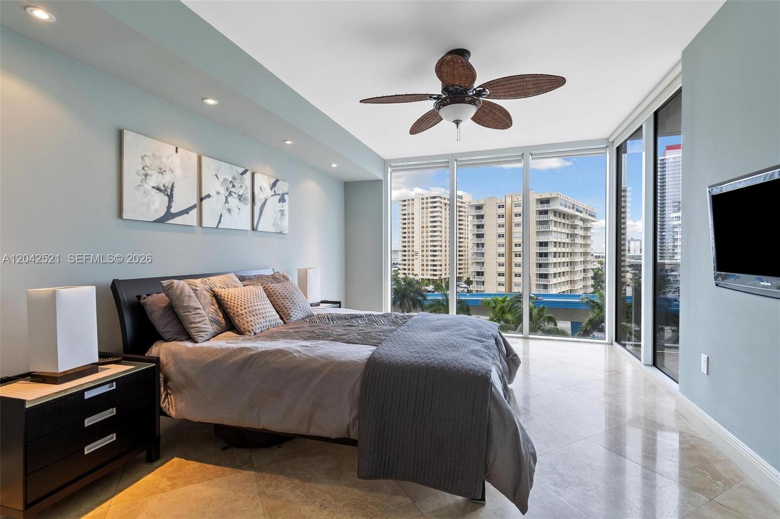 608 3 / 6 1571 sq. ft. $ 2026-06-24 0 Photo