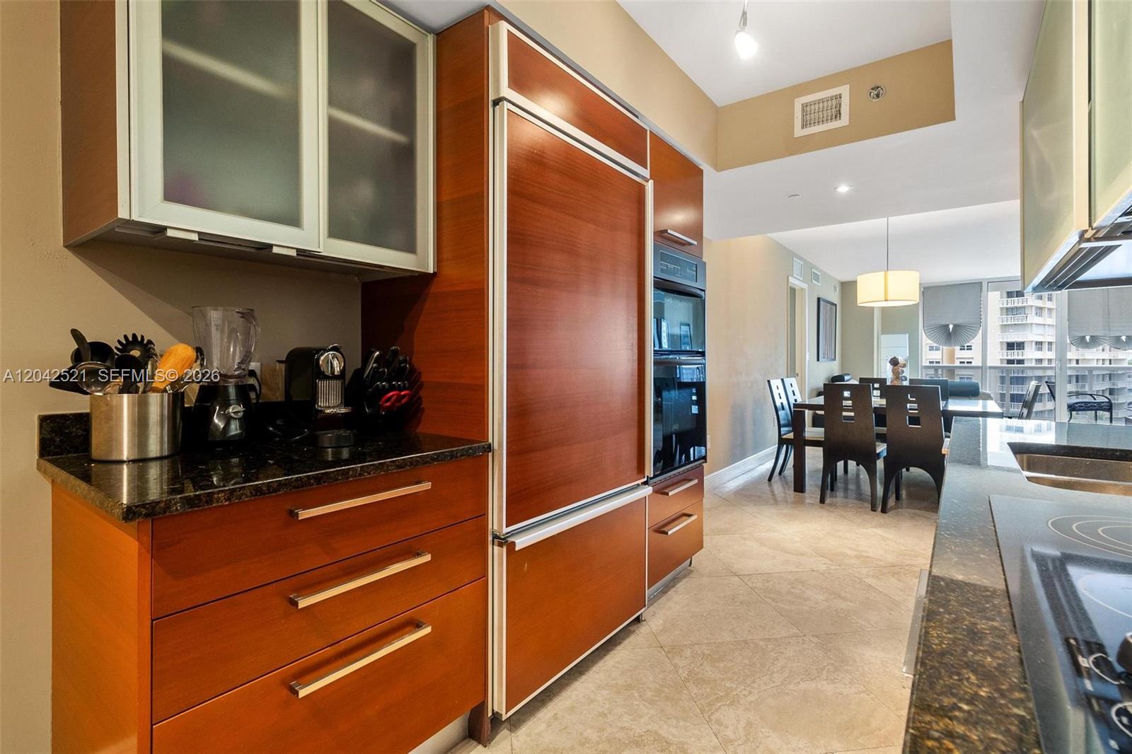 608 3 / 6 1571 sq. ft. $ 2026-06-24 0 Photo
