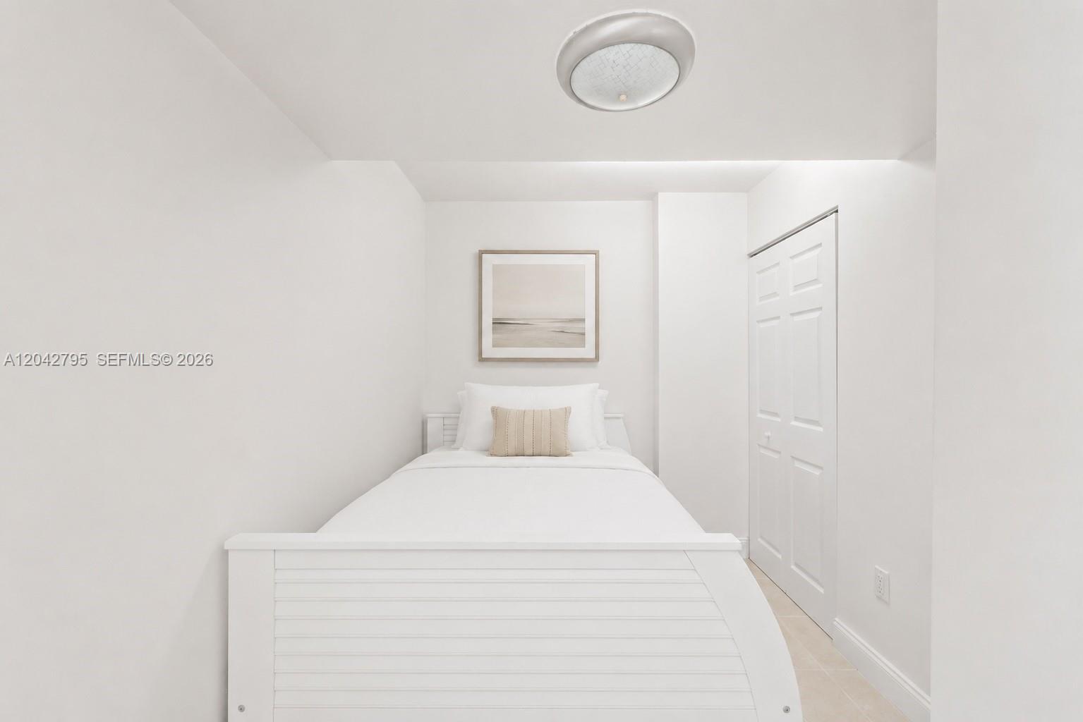 Photo of 2030 Ocean Dr  #816, Hallandale Beach, Florida, 33009 - 