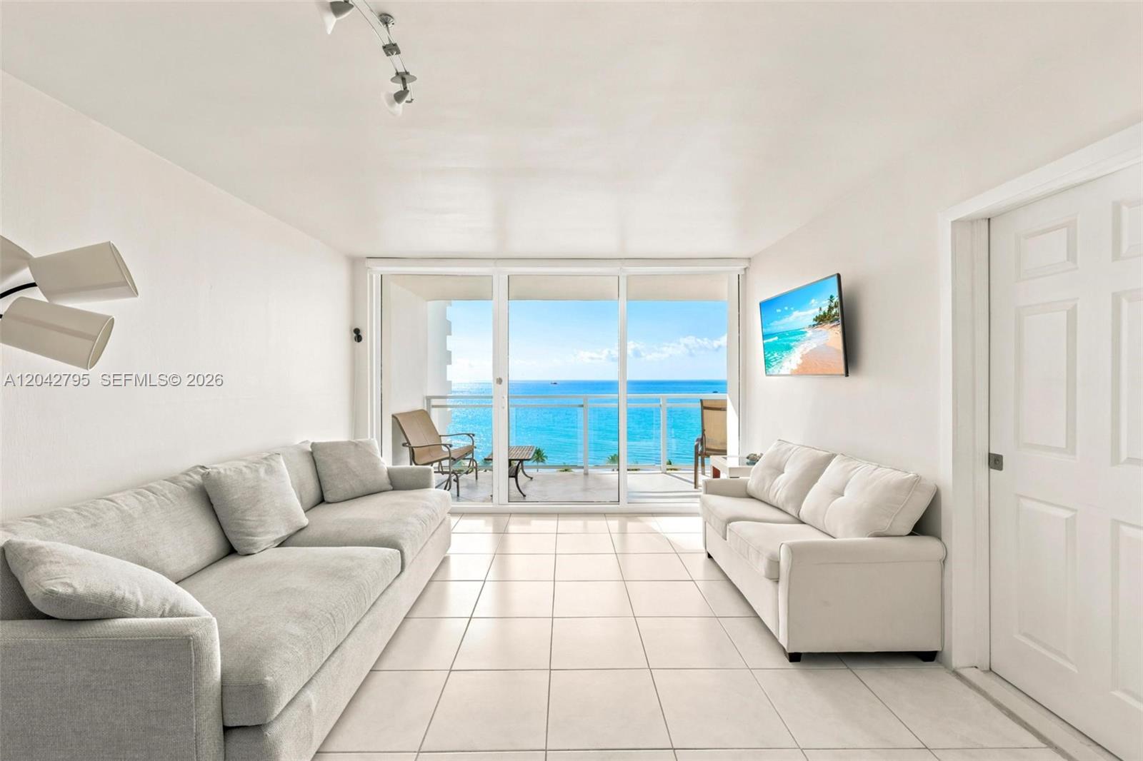 Photo of 2030 Ocean Dr  #816, Hallandale Beach, Florida, 33009 - 