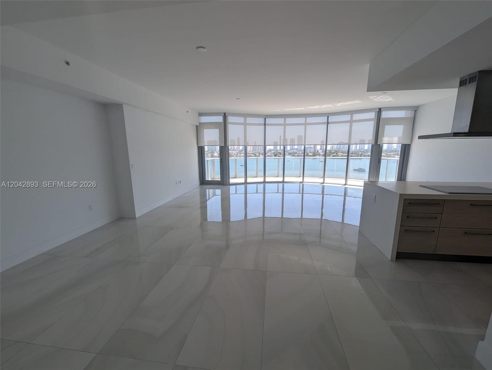 Photo of 17111 Biscayne Blvd  #1011, North Miami Beach, Florida, 33160 - 