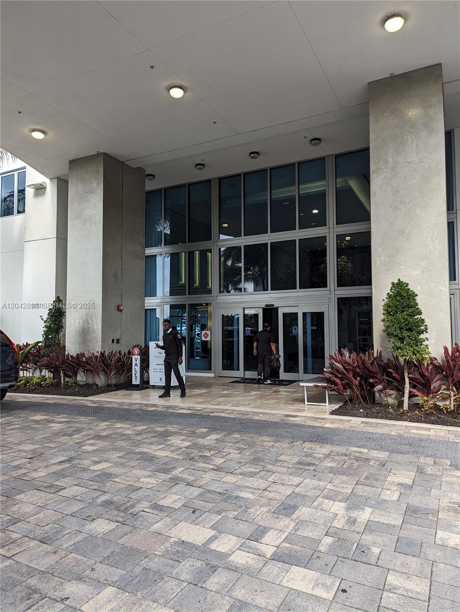 Photo of 17111 Biscayne Blvd  #1011, North Miami Beach, Florida, 33160 - 
