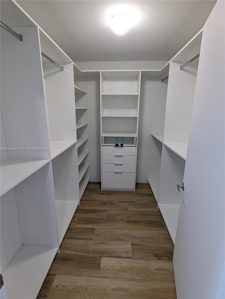 Photo of 17111 Biscayne Blvd  #1011, North Miami Beach, Florida, 33160 - 