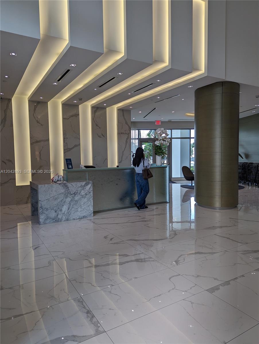 Photo of 17111 Biscayne Blvd  #1011, North Miami Beach, Florida, 33160 - 
