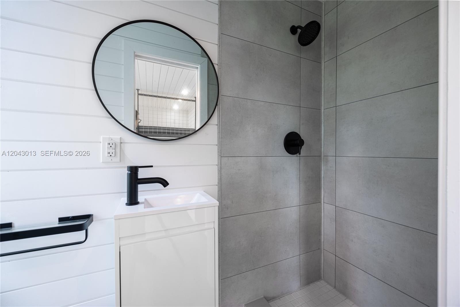 See details / sq. ft. $ 2026-06-25 0 Photo