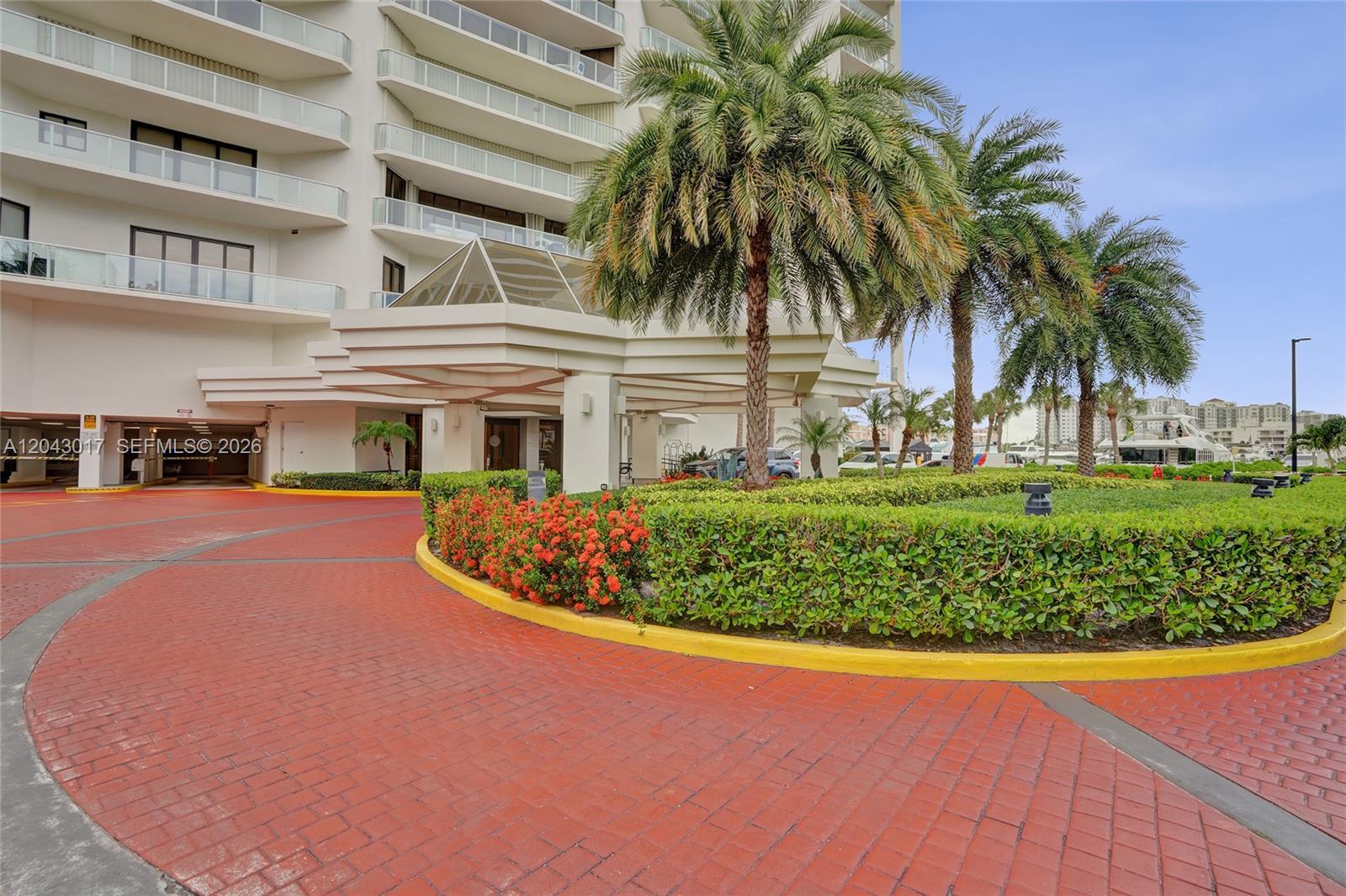 Photo of 19500 Turnberry Way #10A, Aventura, Florida, 33180 -
