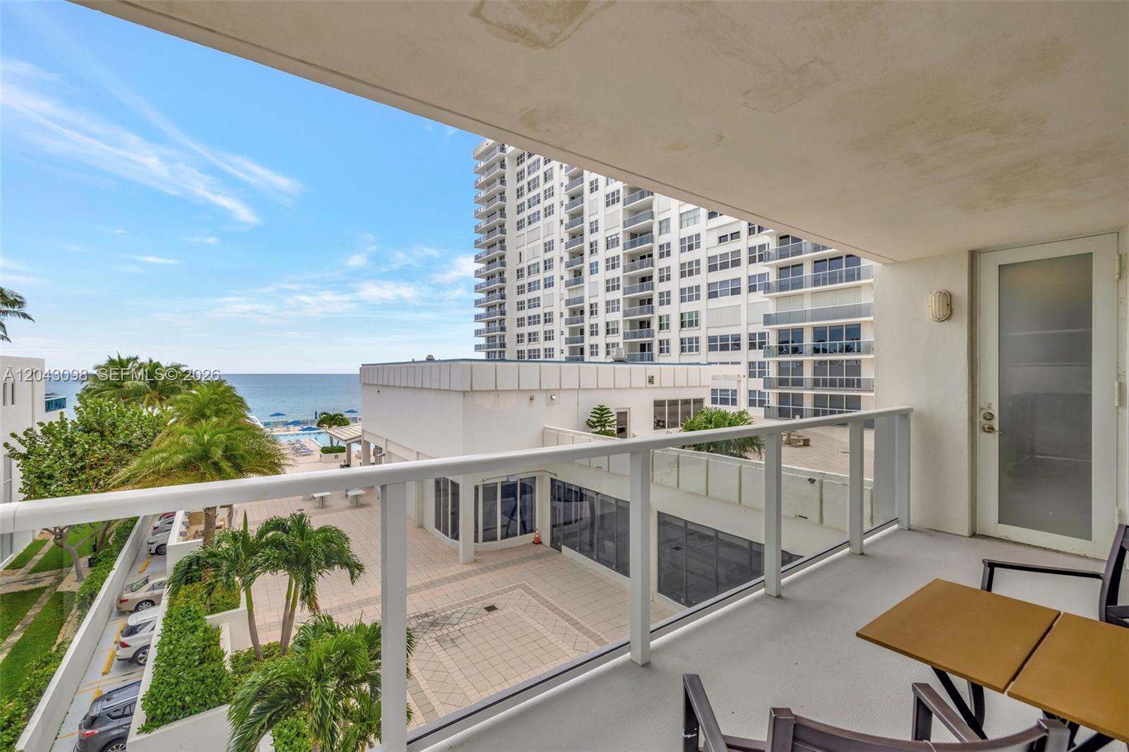 Photo of 2751 Ocean Dr #404N, Hollywood, Florida, 33019 -