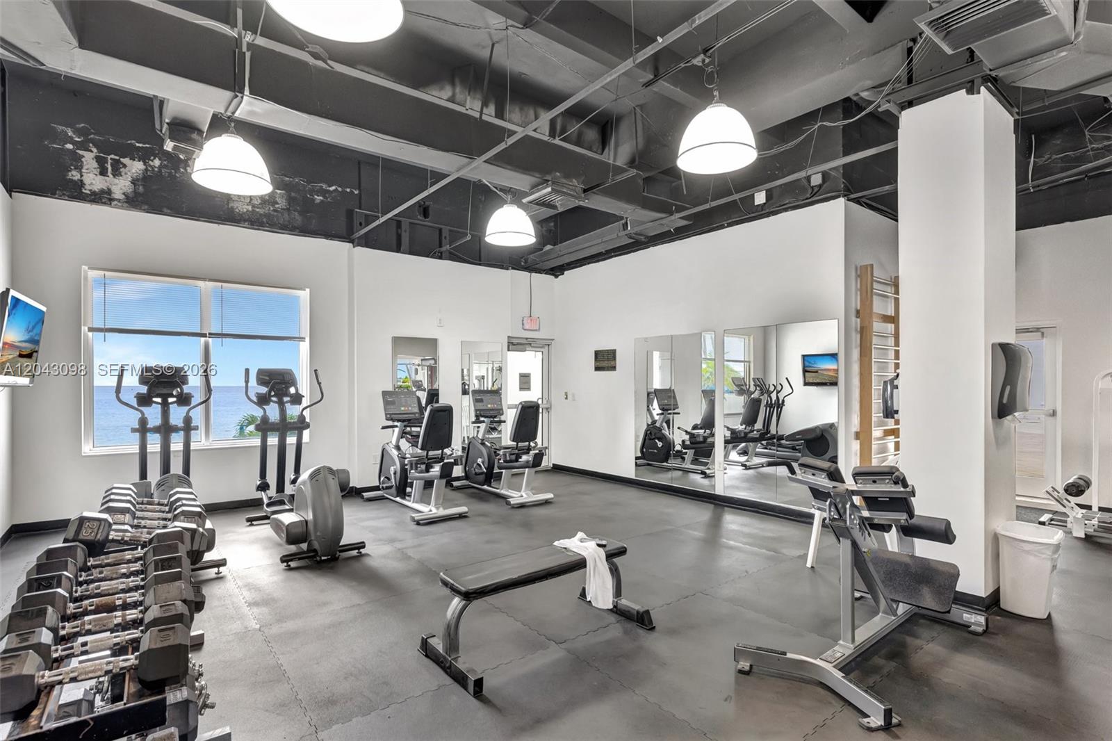 Photo of 2751 Ocean Dr #404N, Hollywood, Florida, 33019 -