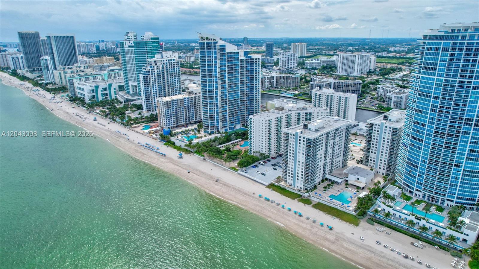 Photo of 2751 Ocean Dr #404N, Hollywood, Florida, 33019 -
