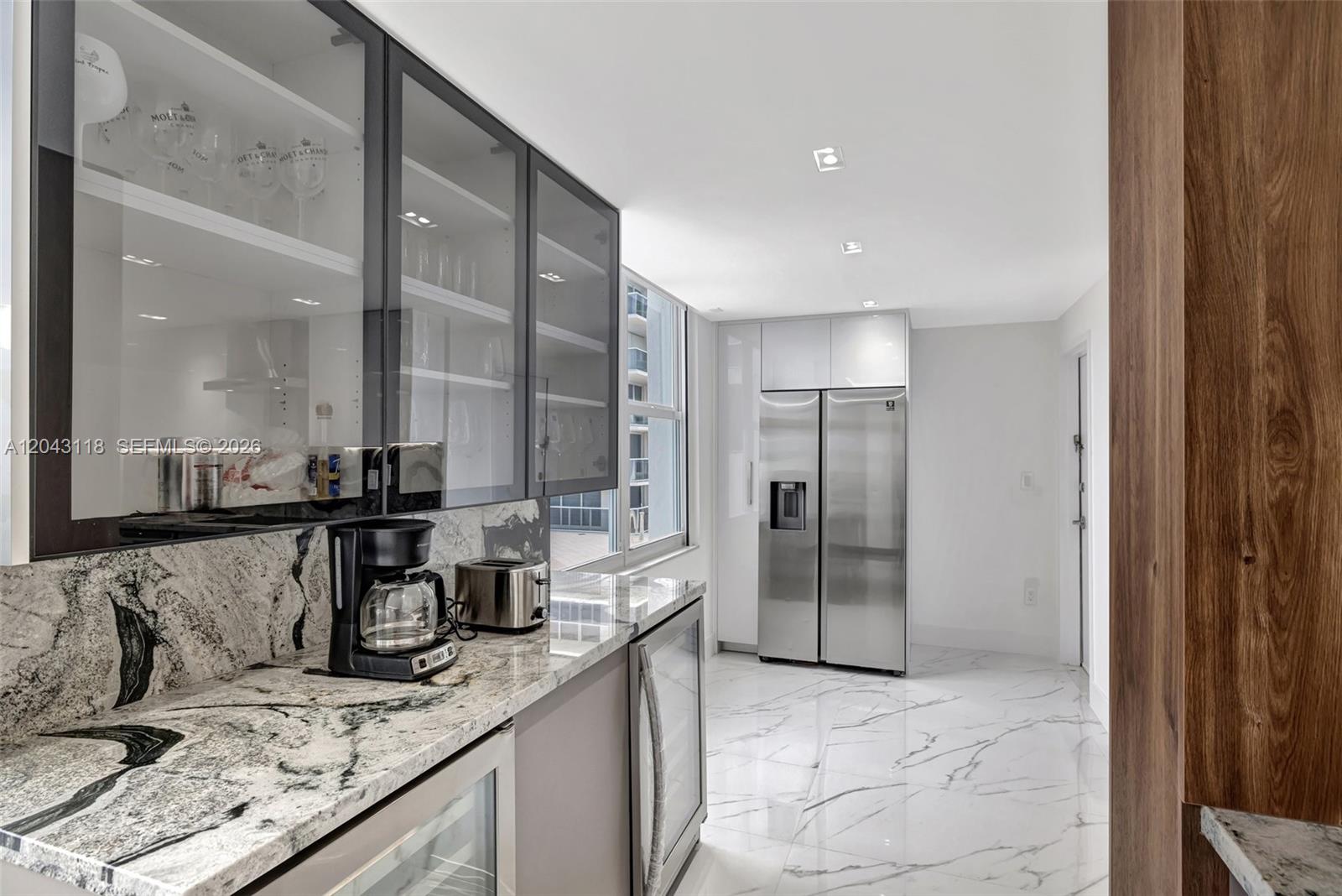 Photo of 2751 Ocean Dr #404N, Hollywood, Florida, 33019 -