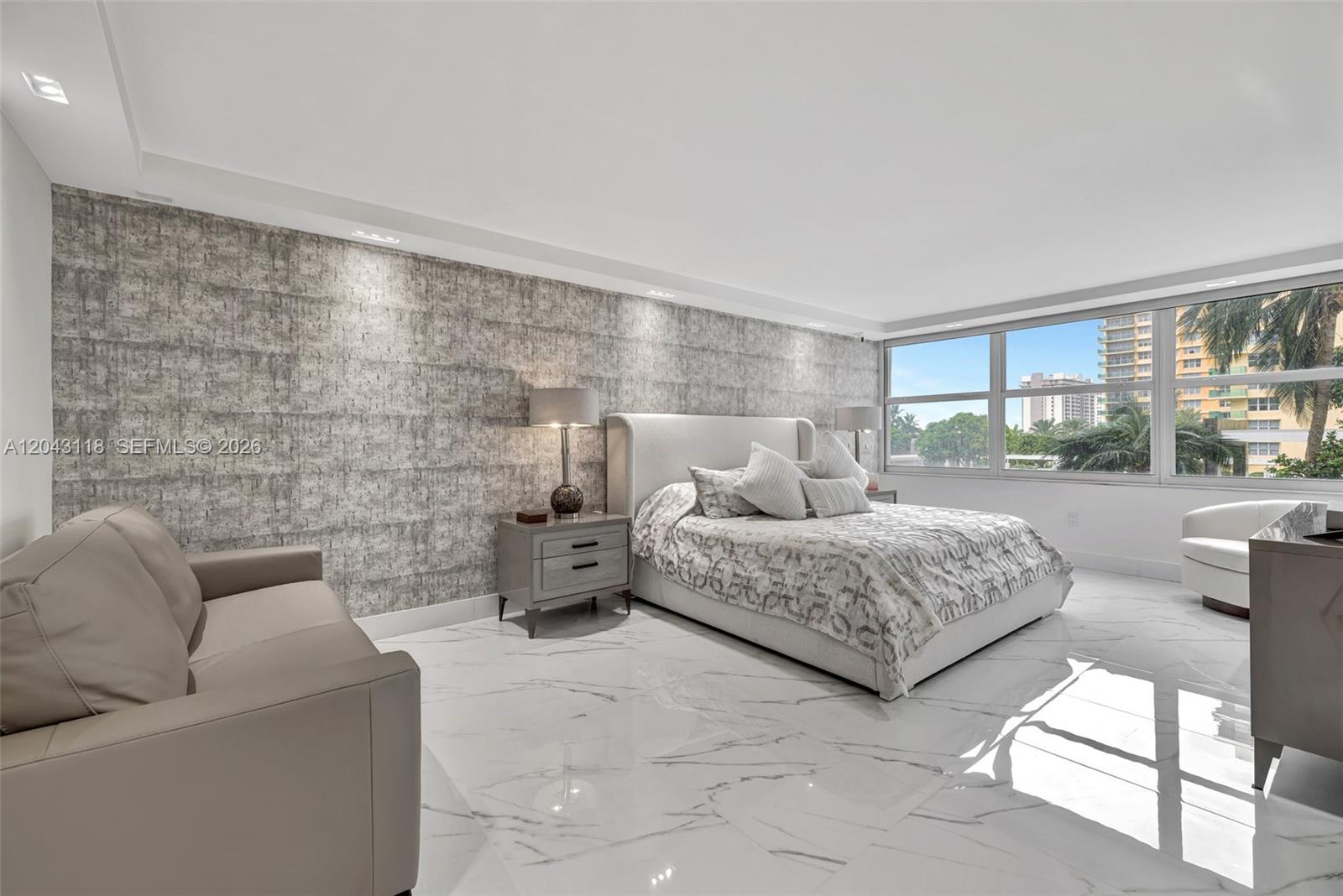 Photo of 2751 Ocean Dr #404N, Hollywood, Florida, 33019 -
