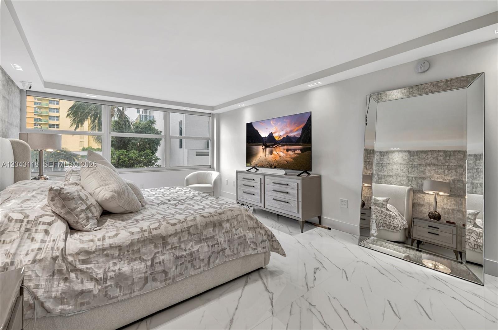 Photo of 2751 Ocean Dr #404N, Hollywood, Florida, 33019 -