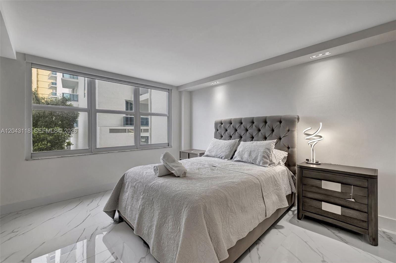 Photo of 2751 Ocean Dr #404N, Hollywood, Florida, 33019 -