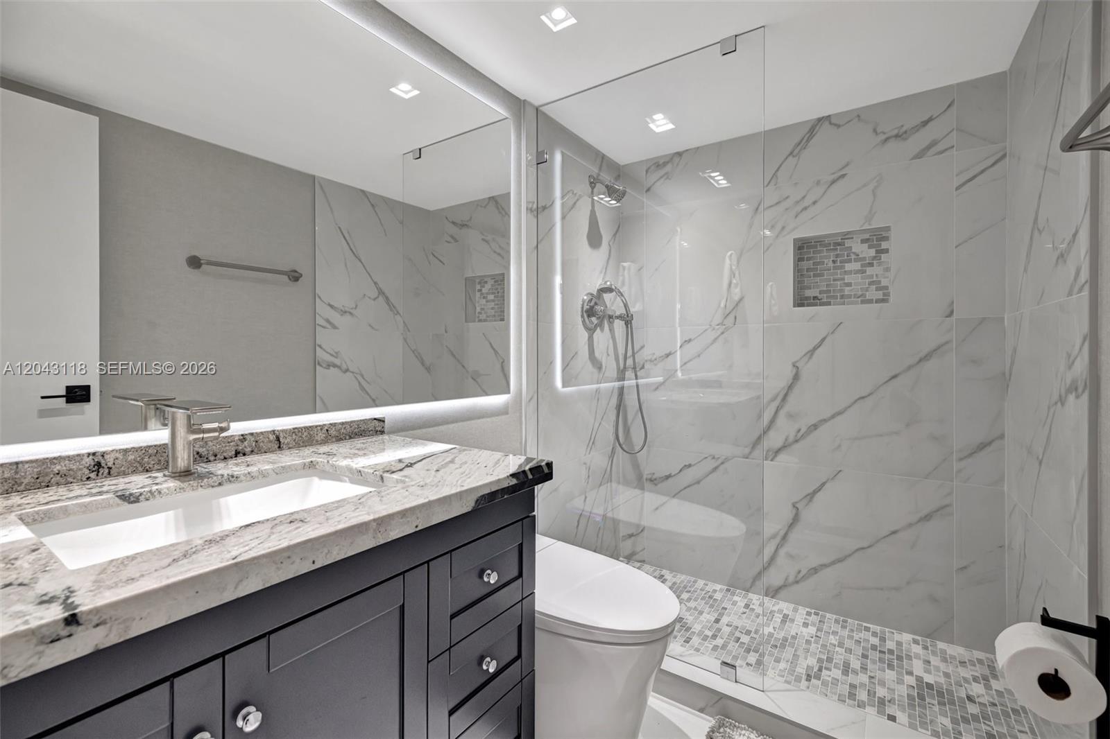 Photo of 2751 Ocean Dr #404N, Hollywood, Florida, 33019 -
