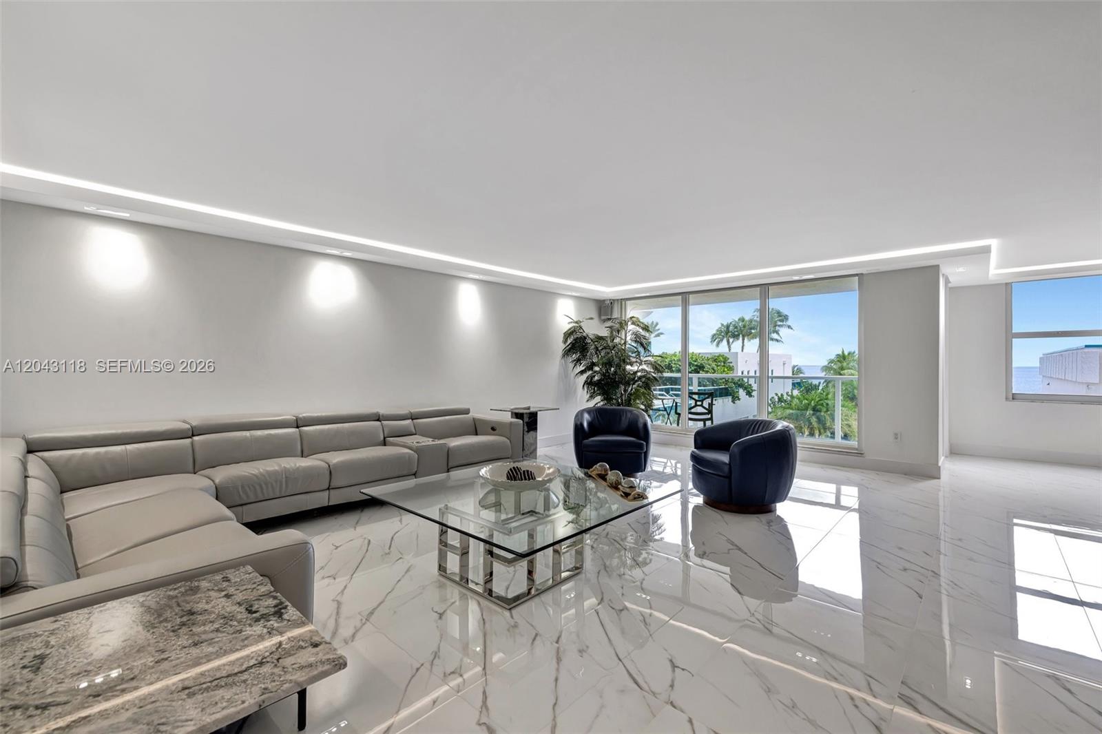Photo of 2751 Ocean Dr #404N, Hollywood, Florida, 33019 -