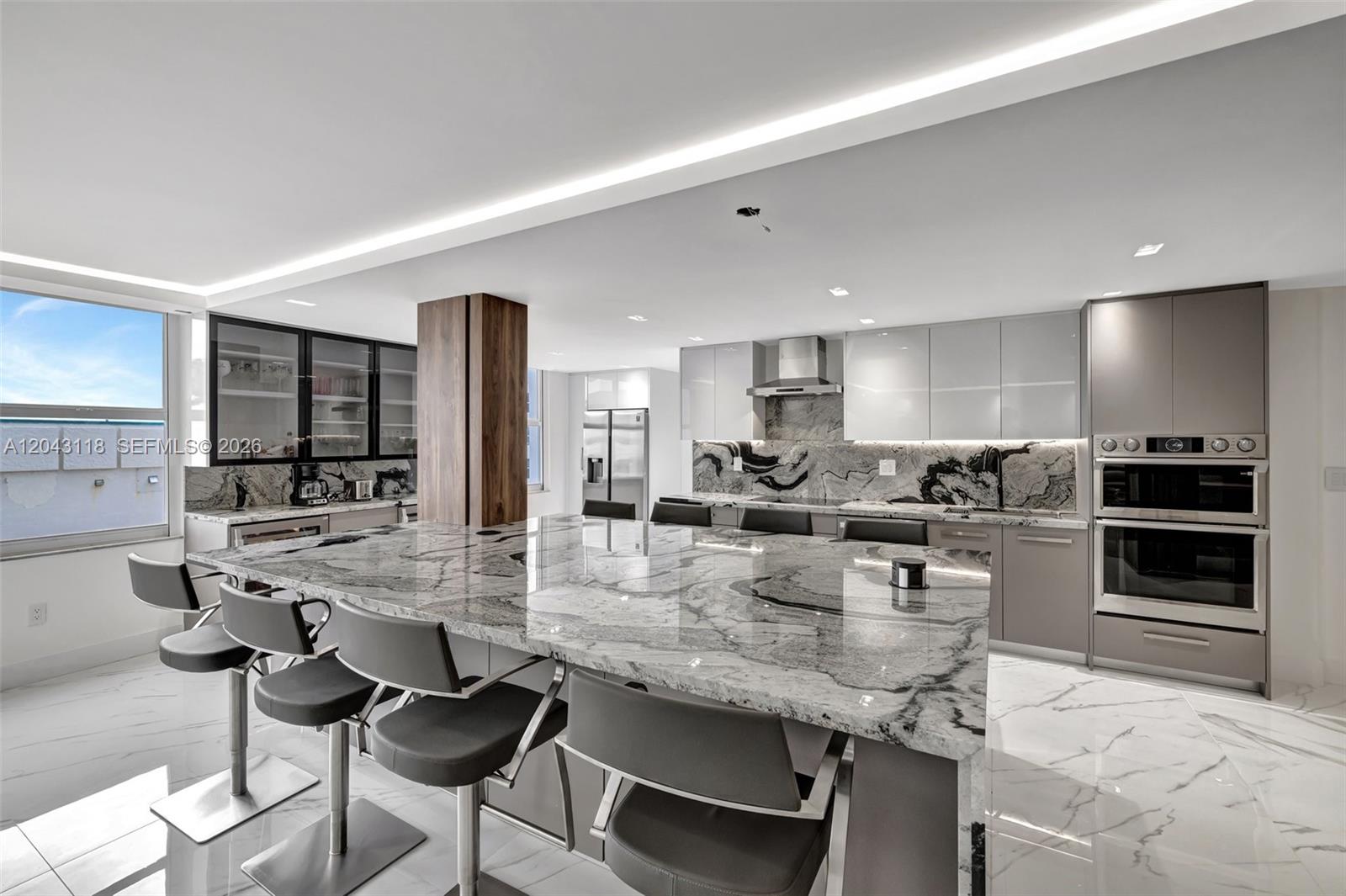 Photo of 2751 Ocean Dr #404N, Hollywood, Florida, 33019 -