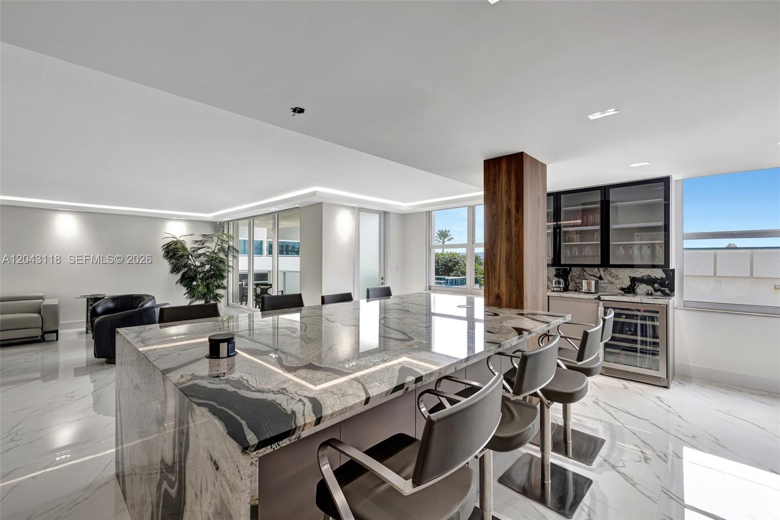 Photo of 2751 Ocean Dr #404N, Hollywood, Florida, 33019 -