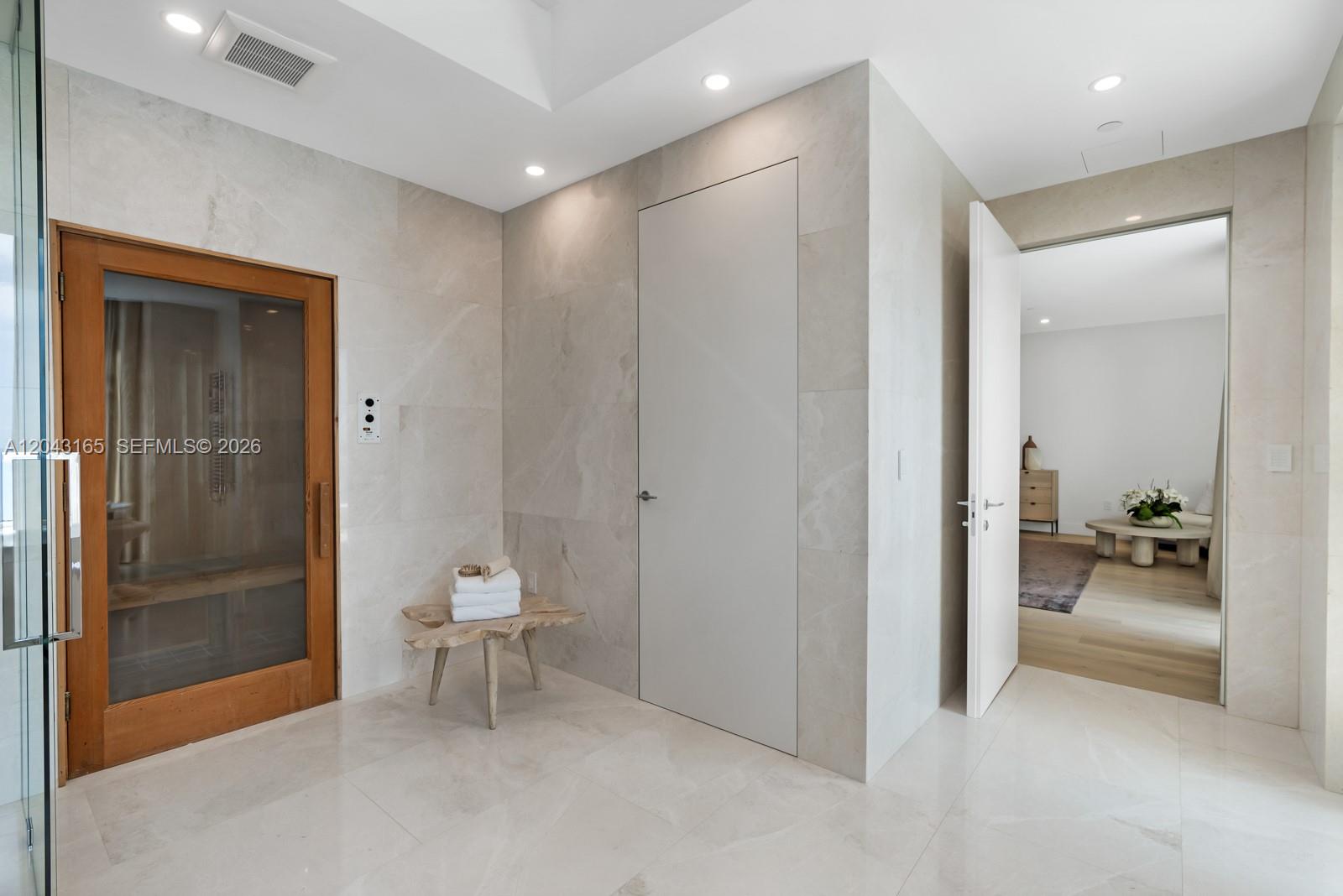 PH5002 5 / 5 8081 sq. ft. $ 2026-06-25 0 Photo