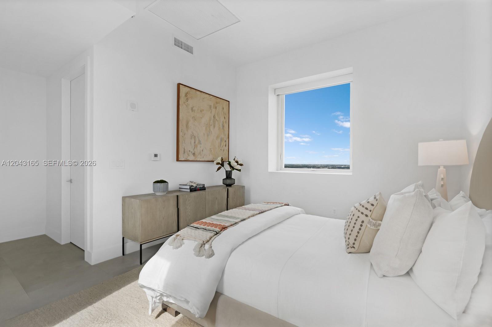 PH5002 5 / 5 8081 sq. ft. $ 2026-06-25 0 Photo