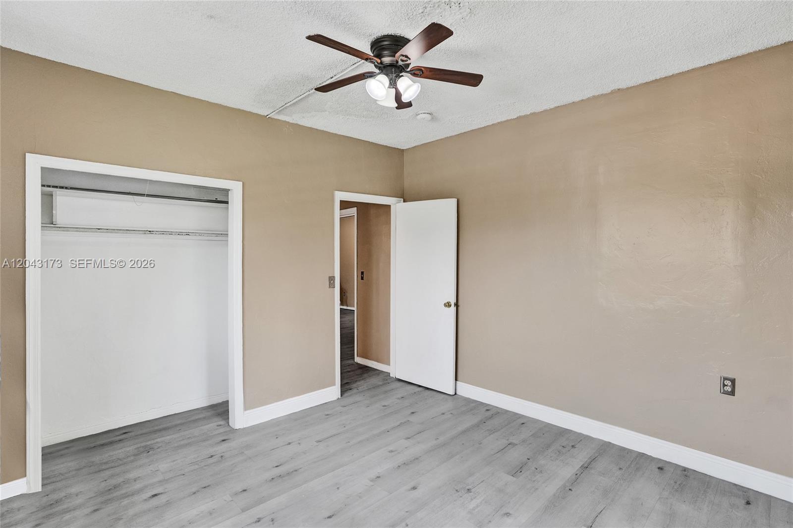 Ver detalles / 2563 sq. ft. $ 2026-06-25 0 foto