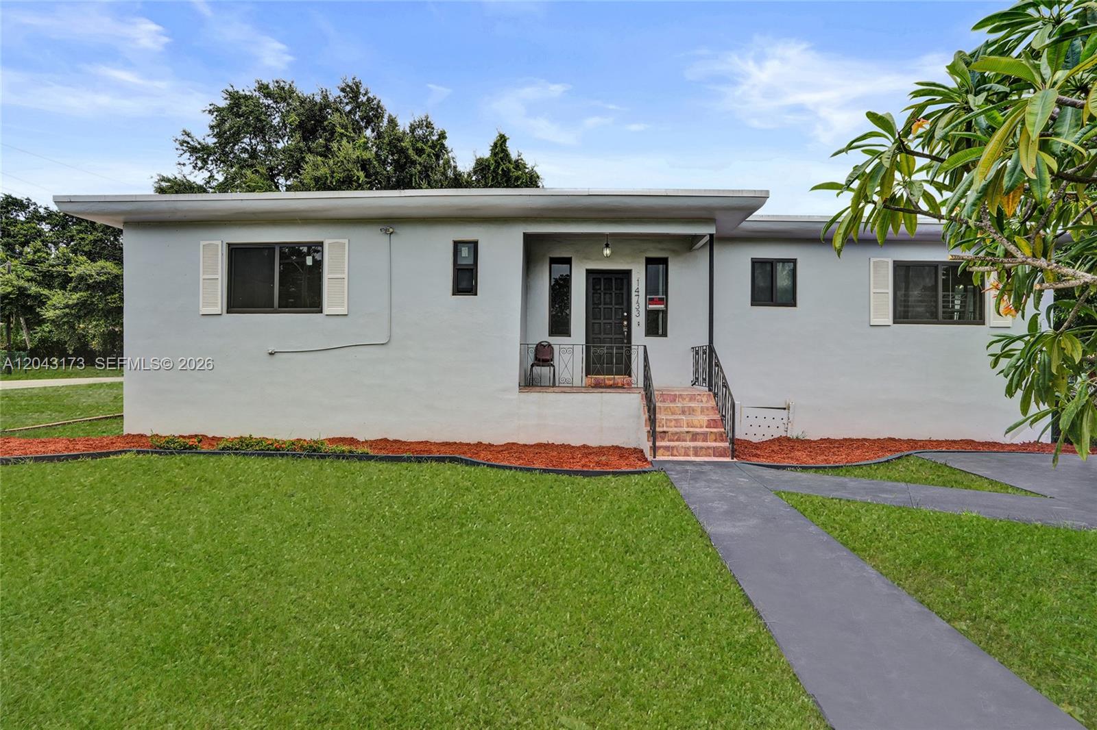 Ver detalles / 2563 sq. ft. $ 2026-06-25 0 foto