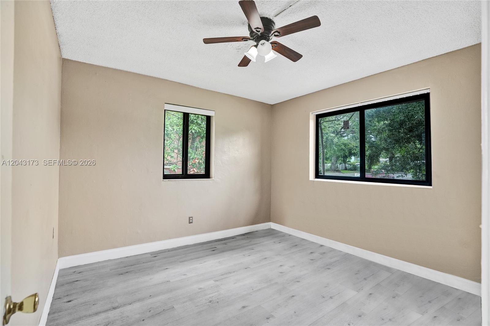 Ver detalles / 2563 sq. ft. $ 2026-06-25 0 foto