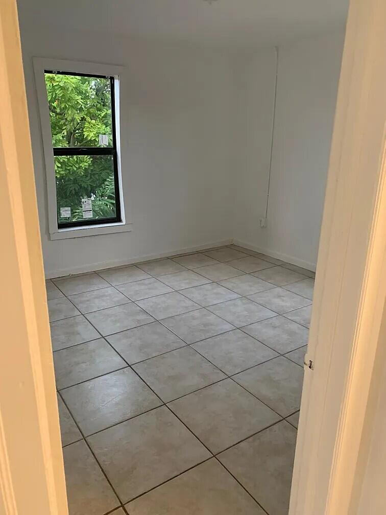   / 0 1261 sq. ft. $ 2026-06-26 0 foto