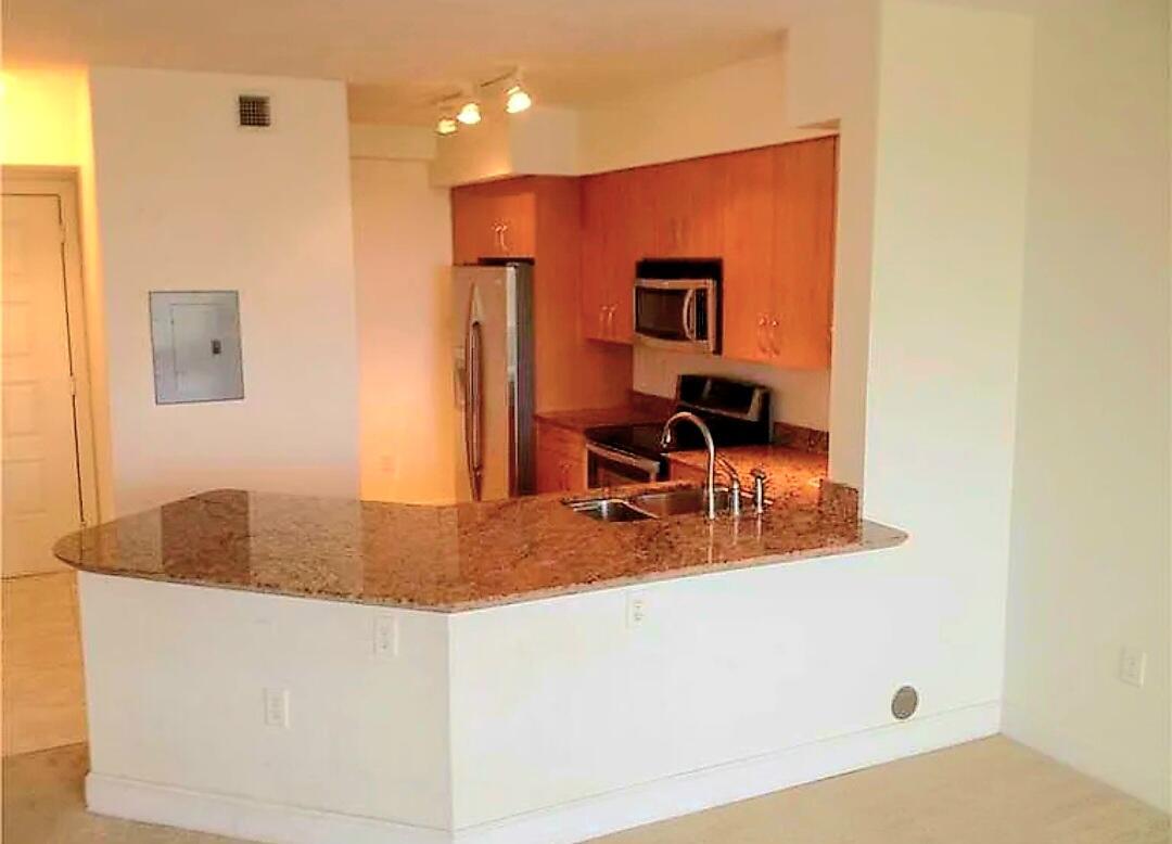 Photo of 1830 Radius #526, Hollywood, Florida, 33020 - 1000131185