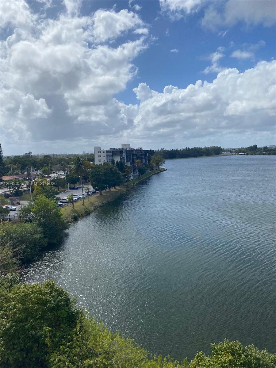 701W 1 / 1 801 sq. ft. $ 2026-06-25 0 foto