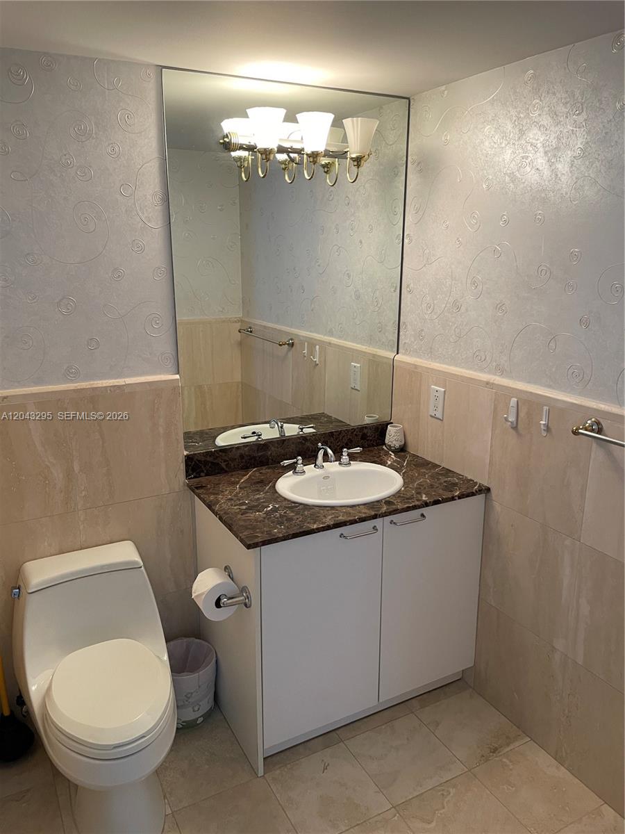 Photo of 17555 Collins Ave #1906, Sunny Isles Beach, Florida, 33160 - Second Bathroom