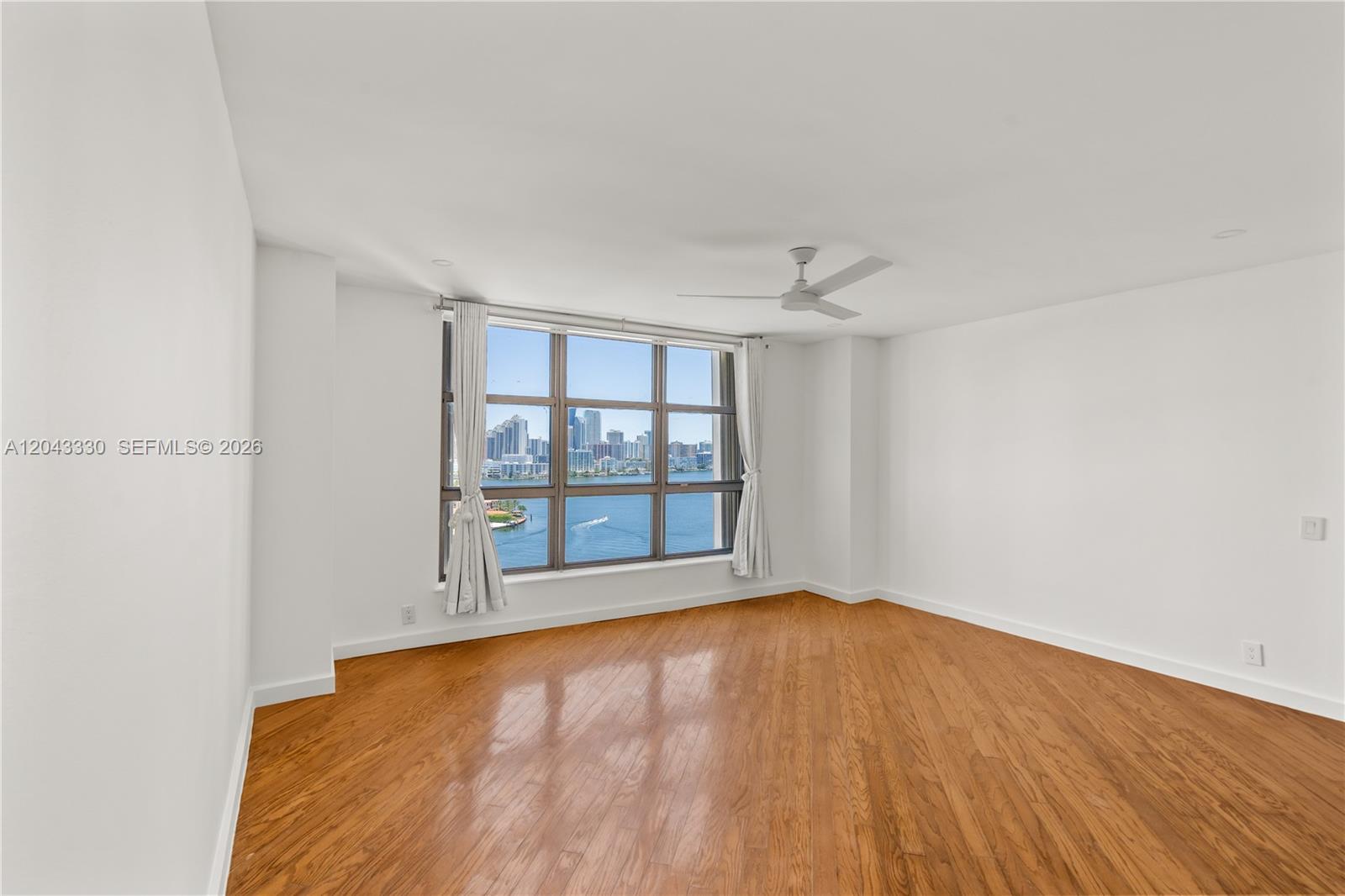 Photo of 19101 Mystic Pointe Dr  #1508, Aventura, Florida, 33180 - 